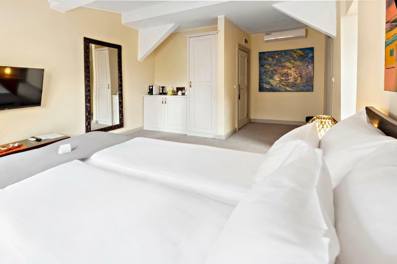 Superb Luxury Suites Belgrade Room photo